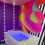 Apartamento Capsule Karaoke - Jacuzzi - Nintendo Switch 2 - Projecteur Valenciennes