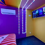 Capsule Karaoke - Jacuzzi - Nintendo Switch 2 - Projecteur *