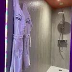 Capsule Karaoke - Jacuzzi - Nintendo Switch 2 - Projecteur Apartamento