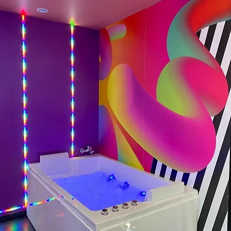 Apartman Capsule Karaoke - Jacuzzi - Nintendo Switch 2 - Projecteur Valenciennes