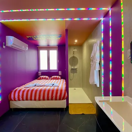 Apartamento Capsule Karaoke - Jacuzzi - Nintendo Switch 2 - Projecteur Valenciennes