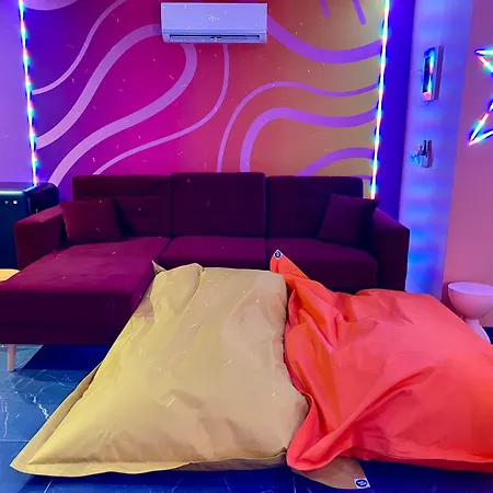 Apartamento Capsule Karaoke - Jacuzzi - Nintendo Switch 2 - Projecteur