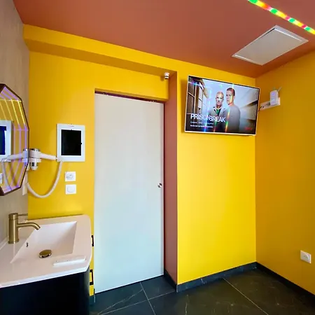 Capsule Karaoke - Jacuzzi - Nintendo Switch 2 - Projecteur Valenciennes