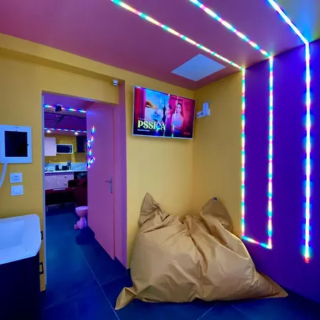 Capsule Karaoke - Jacuzzi - Nintendo Switch 2 - Projecteur Valenciennes