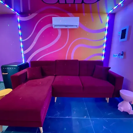 Capsule Karaoke - Jacuzzi - Nintendo Switch 2 - Projecteur